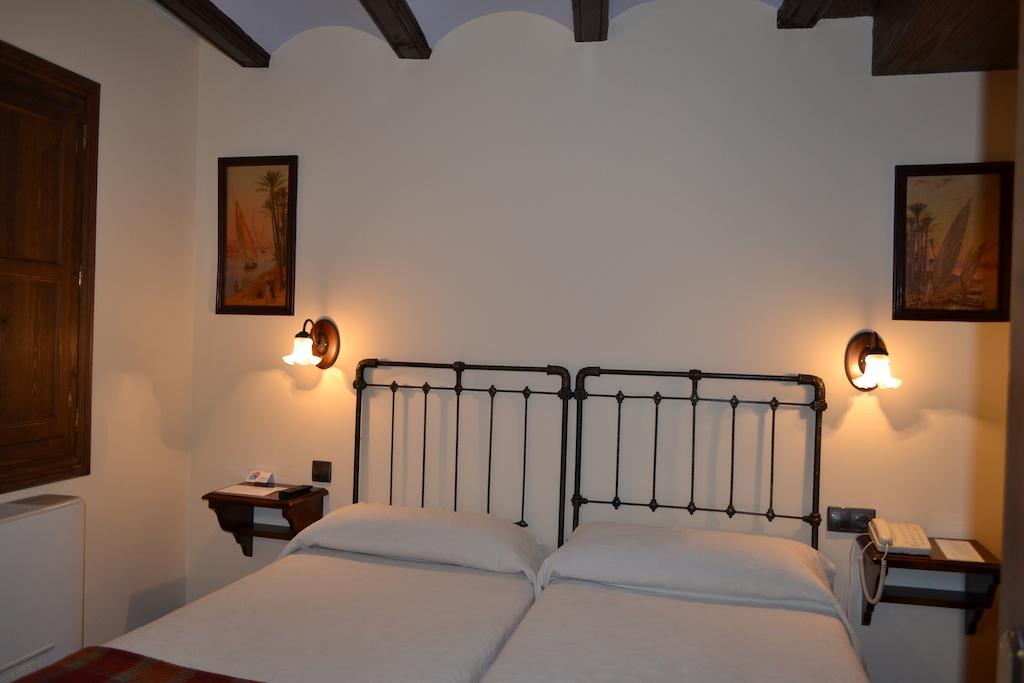 Hostal Santa Agueda Tarazona Kültér fotó